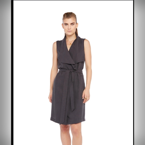 Sandra Darren Dresses & Skirts - SANDRA DARREN Black Ruffled Gray Double- Breasted Blazer Midi Dress Size 10